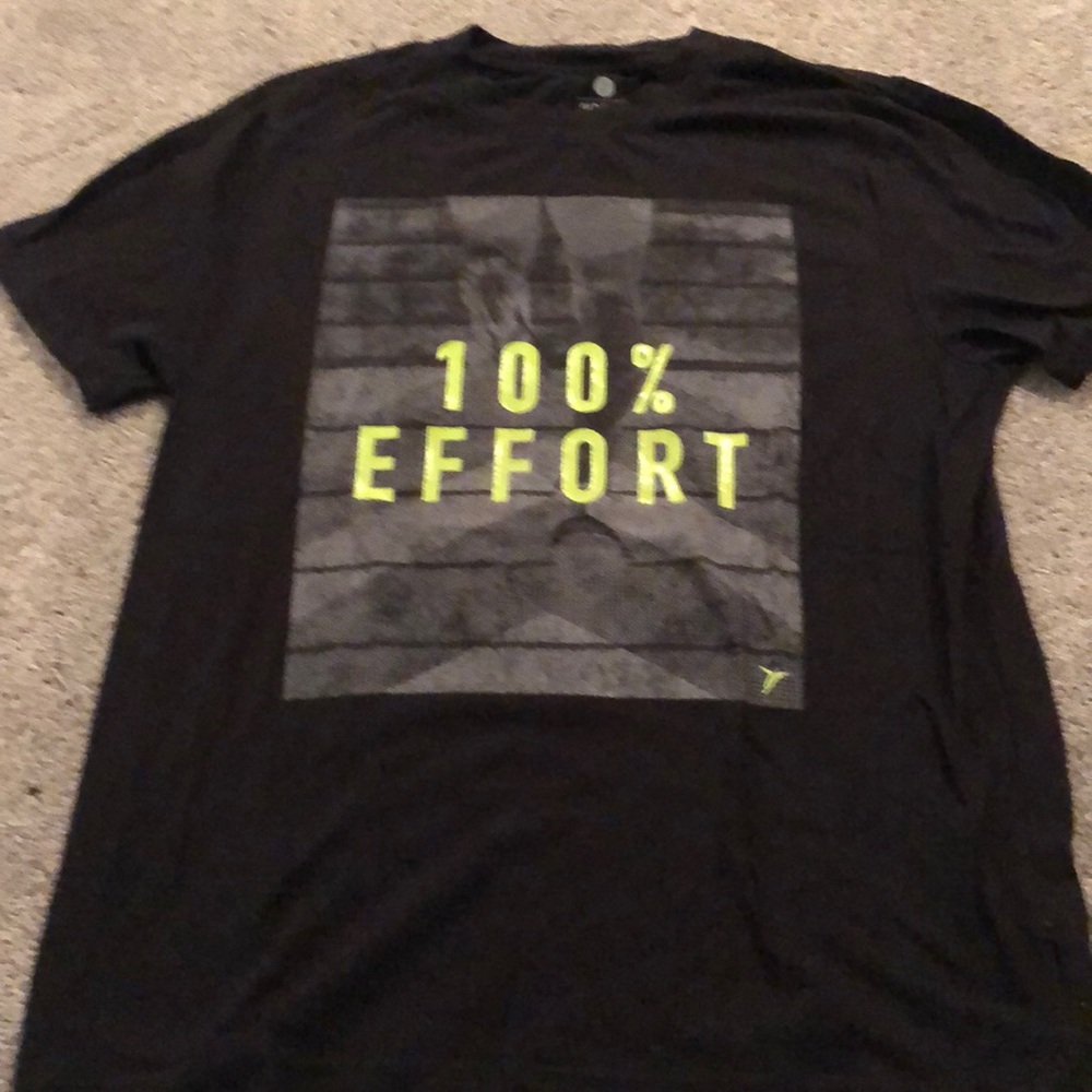 Tee